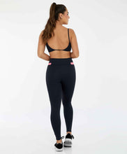 Load image into Gallery viewer, Model Back: Alto Giro Fitness Bas Legging Hyper Detalhe Cos Preto