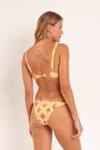 Load image into Gallery viewer, Model Back: Rio De Sol Ensemble Set Mosaico Chantal Leblon