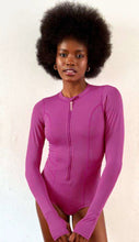 Load image into Gallery viewer, Product Front: Uv Line Une Pièce Swimsuit Macae Magenta Upf50+