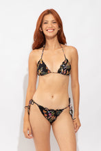 Load image into Gallery viewer, Model Front: Rio De Sol Haut Top Flora Frufru