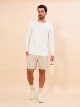 Load image into Gallery viewer, Model Front: Uv Line Bermuda / Short Pour Homme Shorts Acqua Boxer Areia Upf50+