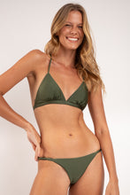 Load image into Gallery viewer, Image 07: Rio De Sol Ensemble Set Shimmer-Croco Tri-Fixo-Noa Cheeky-Noa
