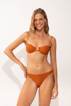 Load image into Gallery viewer, Model Front: Rio De Sol Haut Top Ferrugo Juliette