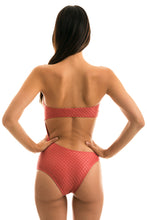 Load image into Gallery viewer, Model Back: Rio De Sol Une Pièce Body Kiwanda Madras Rio