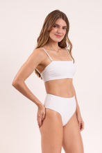 Load image into Gallery viewer, Image 04: Rio De Sol Haut Top Memphis-White Bandeau-Reto
