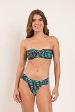 Load image into Gallery viewer, Model Front: Rio De Sol Ensemble Set Brisa Sara Baobi