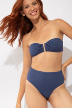 Load image into Gallery viewer, Image 06: Rio De Sol Bas Bottom Carmel-Blue Hotpants