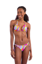 Load image into Gallery viewer, Model Front: Rio De Sol Haut Top Dreams Tri-Inv