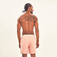 Load image into Gallery viewer, Model Back: Uv Line Bermuda / Short Pour Homme Shorts Boxer Rose Upf50+