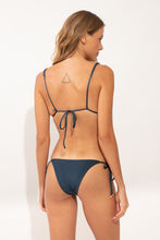 Load image into Gallery viewer, Model Back: Rio De Sol Bas Bottom Shimmer-Shark Lacinho
