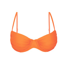 Load image into Gallery viewer, Product Front: Rio De Sol Haut Top Bio-Laranjada Vickie
