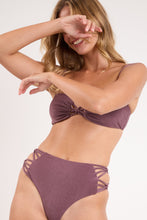 Load image into Gallery viewer, Image 07: Rio De Sol Ensemble Set Malibu-Ebano Bandeau-Iris Highwaist-Spin-Iris