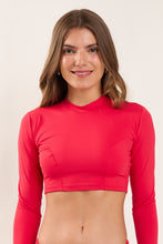 Load image into Gallery viewer, Gallery: Wednesday In Hawaii By Rio De Sol Haut Top Hibiscus Reef