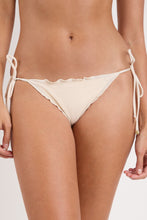 Load image into Gallery viewer, Gallery: Rio De Sol Bas Bottom Malibu-Natural Frufru