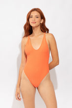 Load image into Gallery viewer, Model Front: Rio De Sol Une Pièce Tribu-Flow Sunny