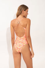 Load image into Gallery viewer, Model Back: Rio De Sol Une Pièce Ditsy-Butter Julia