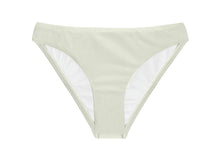 Load image into Gallery viewer, Product Front: Rio De Sol Bas Bottom Perola Band Comfort