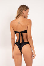 Load image into Gallery viewer, Model Back: Rio De Sol Ensemble Set Shimmer-Black Mavi Nara