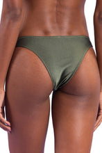 Load image into Gallery viewer, Image 07: Rio De Sol Bas Bottom Croco Essential
