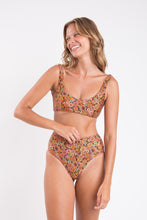 Load image into Gallery viewer, Image 06: Rio De Sol Bas Bottom Bouquet Hotpants