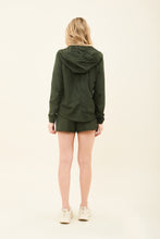Load image into Gallery viewer, Model Back: Uv Line Fitness Robes Bag-Foldable Windbreaker Jacket Verde Militar