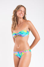 Load image into Gallery viewer, Image 07: Rio De Sol Ensemble Set Fusion Bandeau-Joy Essential-Comfy