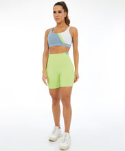 Load image into Gallery viewer, Image 08: Alto Giro Fitness Bas Bermuda Hyper Elastico Costas Verde Sharp
