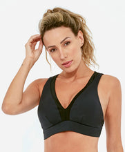 Load image into Gallery viewer, Model Front: Alto Giro Fitness Haut Top Up Co2 Com Recortes Atlanta Preto