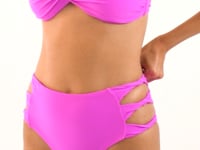 Load and play video in Gallery viewer, Video: Rio De Sol Ensemble Set Vita-Pink Twist Highwaist-Spin