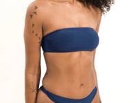 Load and play video in Gallery viewer, Video: Rio De Sol Ensemble Set Navy Bandeau-Reto Nice-Fio