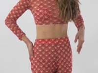 Load and play video in Gallery viewer, Video: Rio De Sol Haut De Plage Floral-Scales Top Harper