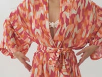 Load and play video in Gallery viewer, Video: Rio De Sol Robe De Plage Mirage Kaftan Bel