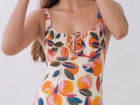 Load and play video in Gallery viewer, Video: Rio De Sol Une Pièce Picnic Jennie