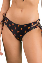 Load image into Gallery viewer, Gallery: Rio De Sol Bas Bottom Cashew Madrid