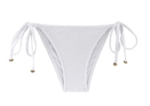 Load image into Gallery viewer, Product Front: Rio De Sol Bas Bottom Cloque Branco Balconet