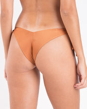 Load image into Gallery viewer, Image 05: Rio De Sol Bas Bottom Nocciola Italy