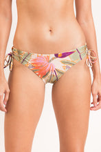 Load image into Gallery viewer, Gallery: Rio De Sol Bas Bottom Oasis Madrid