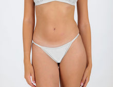 Load image into Gallery viewer, Model Front: Rio De Sol Bas Bottom Shimmer-White California
