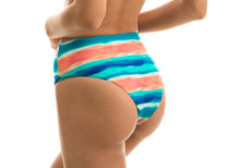 Load image into Gallery viewer, Image 07: Rio De Sol Bas Bottom Upbeat Reto Hotpant