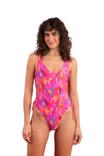Load image into Gallery viewer, Model Front: Rio De Sol Une Pièce Flavors Zoe