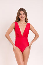 Load image into Gallery viewer, Model Front: Rio De Sol Une Pièce Microfibra-Chic-Red Anne