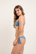 Load image into Gallery viewer, Image 03: Rio De Sol Ensemble Set Chuva Bandeau-Joy Italy