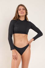 Load image into Gallery viewer, Image 06: Rio De Sol Haut Top Lava Reef