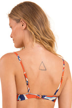 Load image into Gallery viewer, Image 07: Rio De Sol Haut Top Leaves Bandeau-Joy