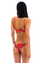 Load image into Gallery viewer, Model Back: Rio De Sol Haut Top Wildflowers Bra-Sport