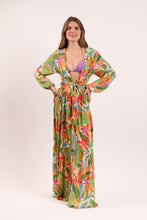 Load image into Gallery viewer, Model Front: Rio De Sol Vêtement De Plage Tropical Long Dress Verona