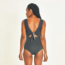 Load image into Gallery viewer, Image 06: Uv Line Une Pièce Mirela Zebra Upf50+