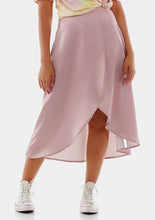 Load image into Gallery viewer, Model Front: Alto Giro Fitness Bas Saia Cdc Royale Mid Rosa
