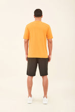 Load image into Gallery viewer, Model Back: Uv Line T-Shirt Pour Homme T-Shirt Uvpro Masc Orange Upf50+
