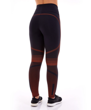 Load image into Gallery viewer, Model Back: Alto Giro Fitness Bas Legging Bodytex Ii Com Degrade Preto

